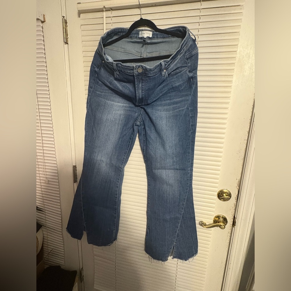 Stylish Denim Flare Jeans for Women